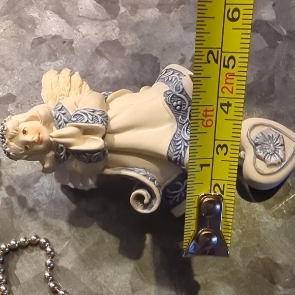 Vintage Sarah's Angel Fan Lamp Light Pull - Picture 7 of 8